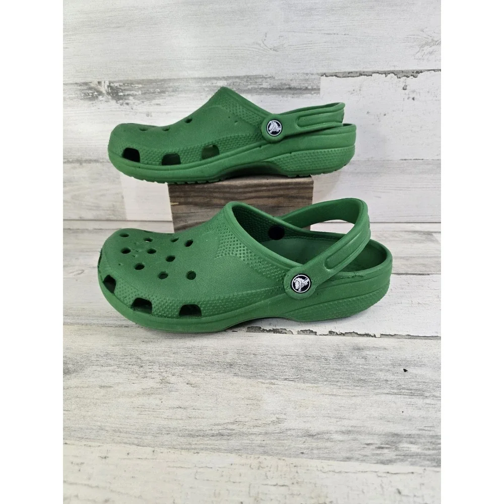 Crocs Classic Clog Green Mens 6-7 Womens 8-9 Slip on Comfort Water Shoes